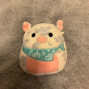 Rosie with blue bandana 5 ” Squishmallow
